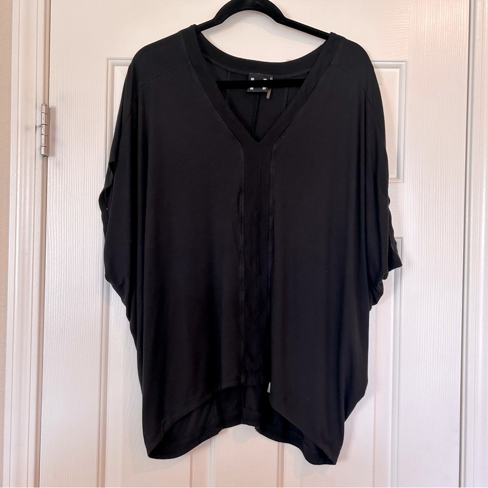L H by bordeaux Black Batwing Oversized Top